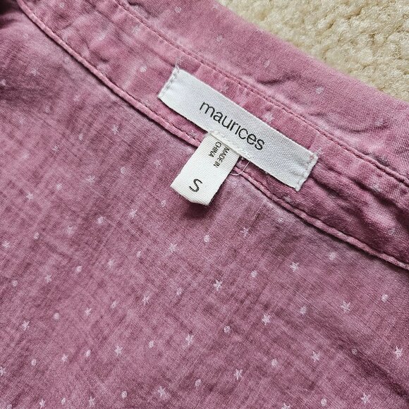 Maurices Button down - Picture 2 of 4